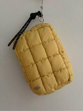 FP Movement Quilted Mini Case in Dandelion 🌟🔥 New!